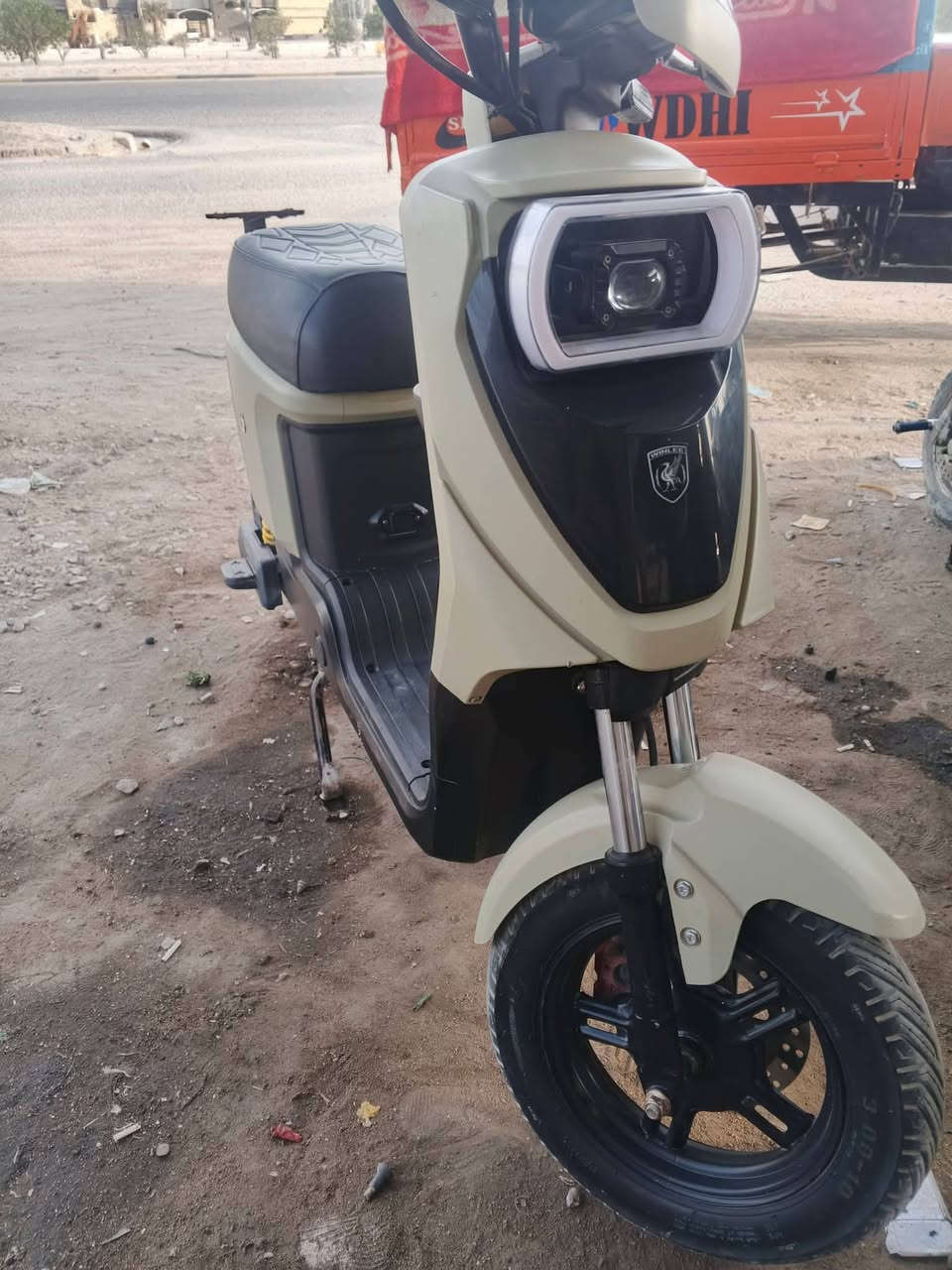 مع كامل ملحقاتها سويج وبصمة و كارت و مرايات وشاحنة اصلية
الدراجة نظيفة طالعة من الوكيل قبل شهرين وبرغي مامبدل مبيها🚫

السعر 500 او مراوس بدراجة نظيفة
موقعي خور الزبير

شراي خاص


**إذا كنت صاحب هذا الإعلان وتريد حذفه لأي سبب، رجاءا أرسل رسالة إلى الدعم الفني**