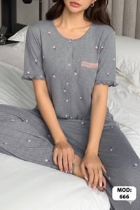 بالدرزن • جملة • ملابس