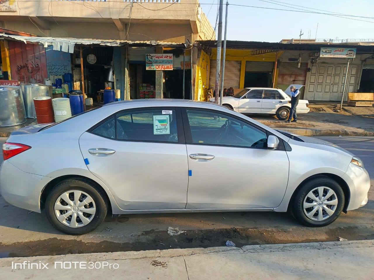 سياره كورلا
موديل 2016
ضرر بابين مبدل اصلي اليمين 
رقم جديد و هزه جديده باسمي 
السعر 132 وبيها مجال 
رقم 📱***********
