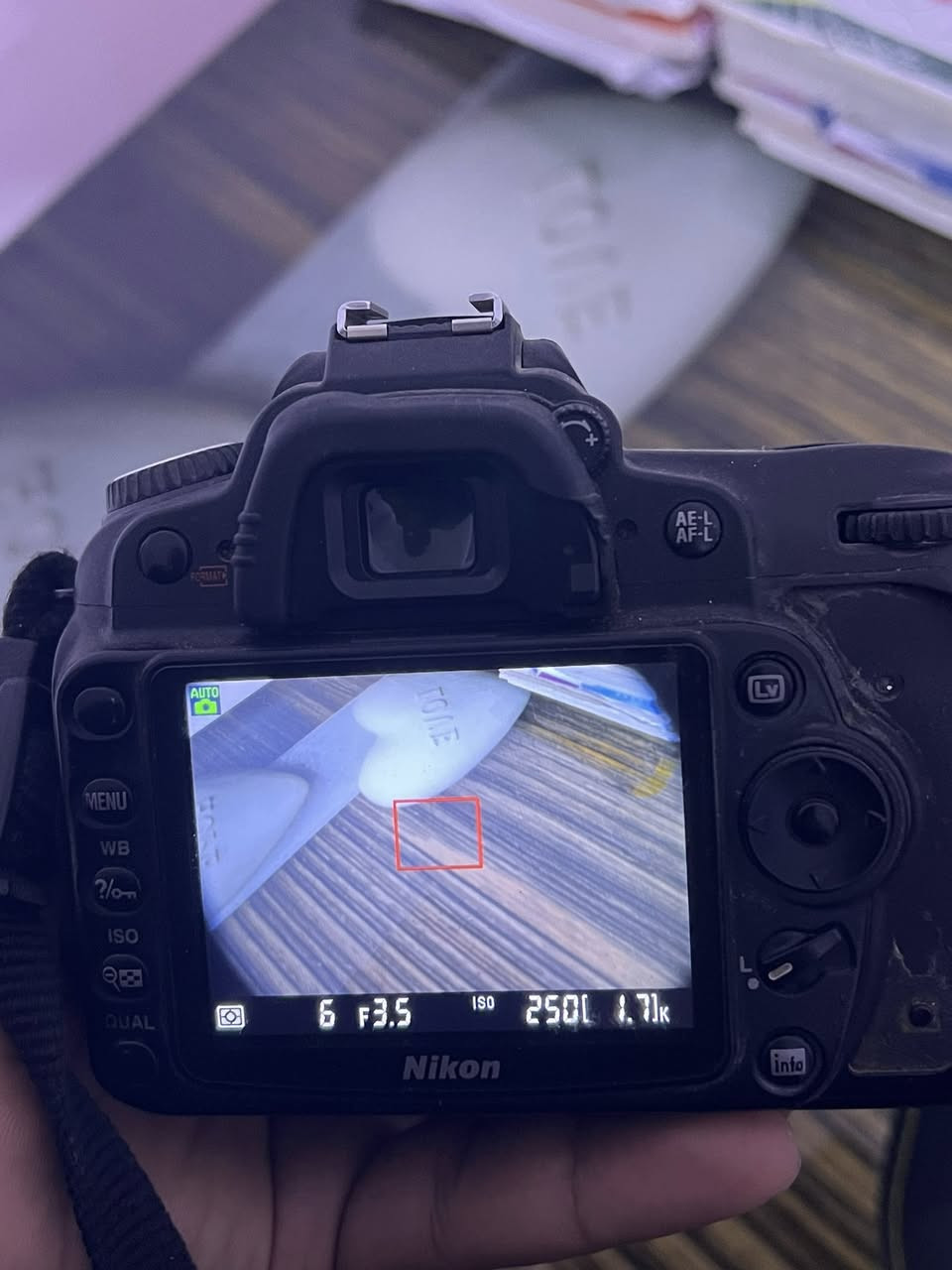 السلام عليكم نيكون d90 عدسه 105 نضيفه بدون اي مشكله شاحنه ورام ٣٢ سعر ٢٠٠ رقمي *********** مكاني بغداد طارميه
