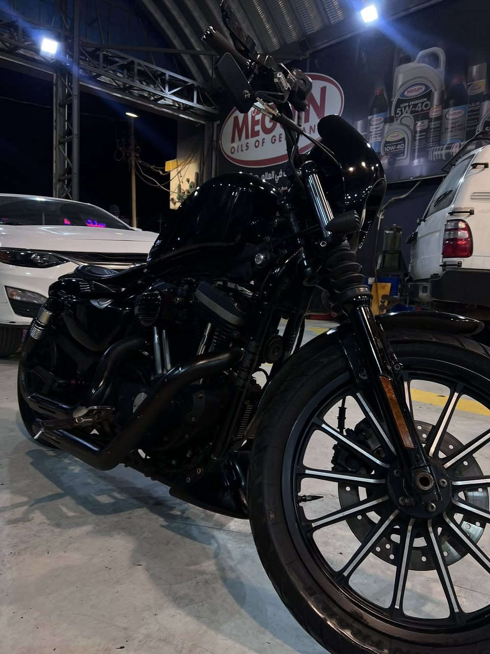 هارلي ديفيدسون سبورتستر ببر  883 2012
ممشى دراجة 43 
دراجة كفاله عامه 
تانكي ببر جديد  دراجة ببر بل كامل 
 عليها شوته kn
وبجمها ايرون 
مكان دراجة بصره 
***********

