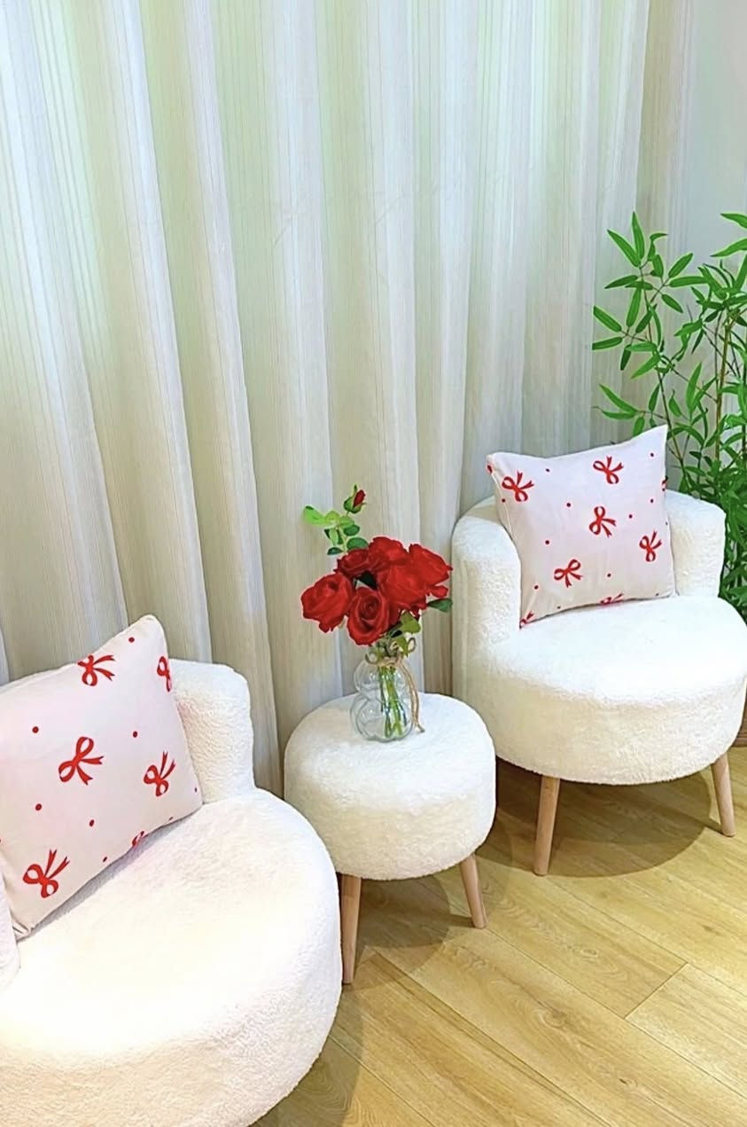 فرشه المناسبات يوجد توصيل لجميع المحافظات


**إذا كنت صاحب هذا الإعلان وتريد حذفه لأي سبب، رجاءا أرسل رسالة إلى الدعم الفني**