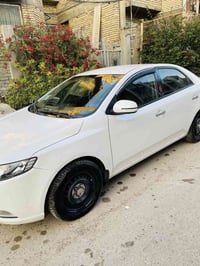 سيراتو 20011 رقم أربيل سياره  بيه ثلاث قطع  جاملغ خلف السائق  صبغ بنيد...