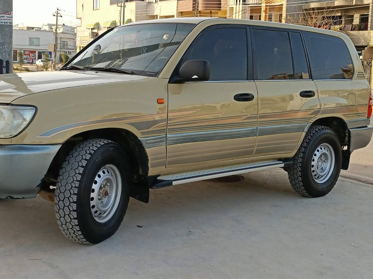 2003  فول عادی دەشبولبەرز
گێڕومیکینە و اکسل همووی مەزبوت 
چوارتایە و ویلی تازە 
کراوە بە خاکی لەسەرساغی بێ دەعموو لێدراوی 
بێ تەقەو ڕەقە بێ مسروف 
85مجال
***********
