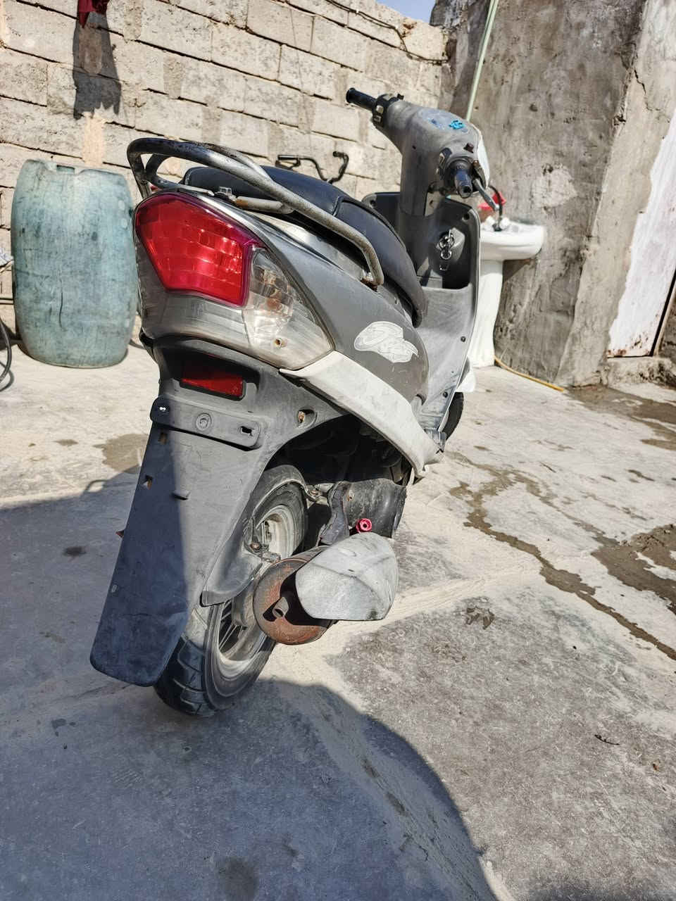 ماكس منغولي للبيع ما مفتوحة لا تنقيص ولا تبخير نظيفة گلچات جديدة بلاد مكاني ديوانية السعر 650 او مراوس بأربعة گير  او تايگر سونك اوراق اصولي ***********
