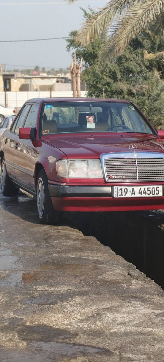 سلام عليكم للبيع
مديل ٨٩
مارسدس حجم ٢٣٠اوربي
كير عادي 
صبغ عام لجماليه 
مكفوله من ضربه 
رقم كربلاء بسمي
كير مكينه كفاله وحق علي قبل يومين مبدلهن حاويه
كهربائيات كلها شغاله
حداديه تخم تاير جديد
فتحه طكتين 
سياره معايزه برغي واحد 
مكان سياره بالنجف كوفه 
الرقم ***********
