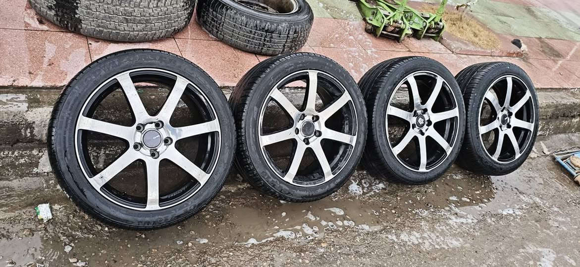 ویلی سپۆرت یابانیە بۆ گۆرینەوە ✅

حەجمی ١٨یەو بیلادە✅

لەحیم و تەقیوی نییە بەشەرت ✅

***********
