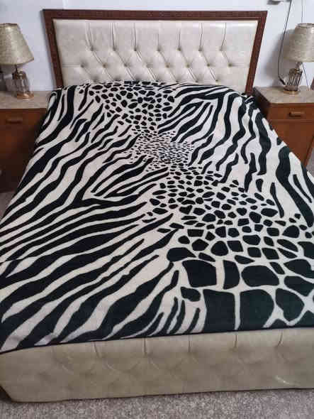 غرفة صاج عراقي تكمة.. كنتور 6 ابواب قياس 55 سم الباب استندر مستعملة مابيها اي ضرر...الشراي 
 مراسلة الرقم ***********
