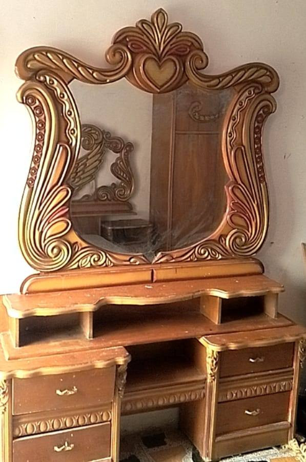 السلام عليكم غرفه البيع 
السعر 300
***********
الحسينيه
