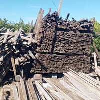 يوجد قالب خشب وجكات  لبيع نضافه فول (٠٧٧٤٨١٢١٨٠١)لستفسار اتصل عل هاذا ...