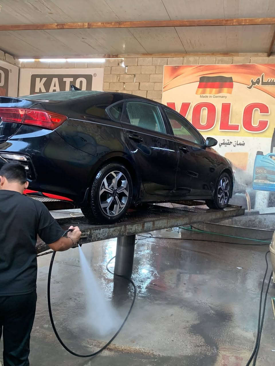 كيا فورتي 2019
قيادة ذاتية نظام تحديد المسار

 المواصفات:

المحرك: 2000cc دوش

نوع الگير: أوتوماتيك CVT (8 نمر)

المسافة المقطوعة: 90,000 mil

قيادة ذاتية نظام تحديد المسار

رادار أمامي

أضواء أمامية LED

حجم الويل: 16 إنش

 الحالة:
السعر :125 $ 

قطعة وحدة بنيد تم تبديله

للتواصل : ***********
