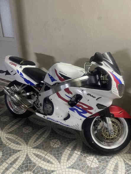 بطحCbr919للبيع محرك مفتوح سعر 15او بي مجال ***********
