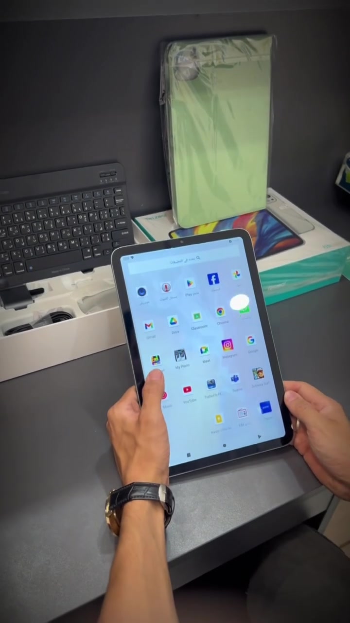 � تابلت P201 – أداء قوي وسعة كبيرة 📱

✅ شاشة 11 بوصة كبيرة وواضحة
✅ ذاكرة RAM تصل إلى 12GB لأداء سلس وسريع
✅ مساحة تخزين 512GB لحفظ الصور والفيديوهات والتطبيقات
✅ بطارية 10000mAh تدوم لساعات طويلة
✅ يدعم شريحتي اتصال
✅ كاميرات أمامية وخلفية للمكالمات والتصوير
✅ نظام Android 13 بواجهة حديثة وسهلة الاستخدام

مناسب للدراسة، العمل، الترفيه، ومشاهدة الفيديوهات والألعاب. 

•كل هذا وبسعر 🔥

الرميثه - شارع الرسول 
المهندس للموبايلات


**إذا كنت صاحب هذا الإعلان وتريد حذفه لأي سبب، رجاءا أرسل رسالة إلى الدعم الفني**