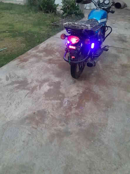 سلام عليكم دايوان للبيع موديل 22مكفول من كل النواقص السعر 900 مكاني دلي عباس ***********
