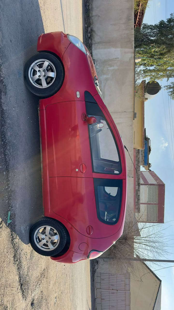 السلام عليكم
چيلي باندا للبيع موديل 2010 كير توماتيك 
مكينة وكير شرط السيارة جاهزة شرط التحويل نينوى 
ضررها بابين جهة السايق 
للتواصل ***********
