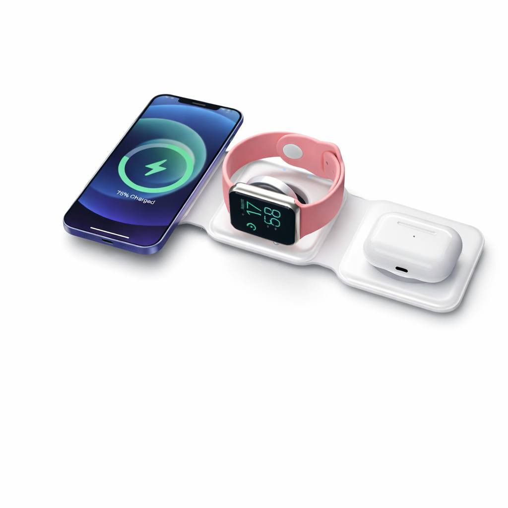 شاحن لاسلكي مغناطيسي 3 في 1 قابل للطي للآيفون و Apple Watch و AirPods
• شاحن لاسلكي مغناطيسي 3 في 1 مصمم لشحن الهاتف وApple Watch وAirPods في نفس الوقت بتصميم قابل للطي وسهل الحمل.

• تصميم ثلاثي مخصص لشحن الهاتف وApple Watch وAirPods في مكان واحد لتقليل الفوضى على المكتب أو الطاولة.

• يدعم الشحن المغناطيسي للهاتف حتى 15W مع مستويات طاقة متعددة (5W / 7.5W / 10W / 15W).

• منطقة شحن مخصصة لـ Apple Watch بقدرة 2.5W لضمان شحن الساعة بشكل مناسب.

• منطقة شحن مخصصة لـ AirPods بقدرة 3W متوافقة مع السماعات التي تدعم معيار Qi.

• تصميم قابل للطي والتحويل إلى وضع حامل ليعمل كستاند للهاتف أثناء الشحن.

• نوع المنتج: 3 in 1 Magnetic Wireless Charger
• المواد: ABS + Silicone
• الأبعاد: 247 × 74.5 × 7.5 مم
• الواجهة: USB-C
• مدخل الطاقة:
 • 9V / 2A
 • 12V / 2A

• خرج شحن الهاتف:
 • 5W
 • 7.5W
 • 10W
 • 15W

• خرج شحن Apple Watch: 2.5W
• خرج شحن AirPods: 3W

• التوافق: يدعم الهواتف وAirPods وApple Watch التي تدعم معيار Qi.

محتويات العلبة:
• شاحن لاسلكي مغناطيسي 3 في 1
• كابل شحن USB-C
• دليل الاستخدام
• علبة التغليف


**إذا كنت صاحب هذا الإعلان وتريد حذفه لأي سبب، رجاءا أرسل رسالة إلى الدعم الفني**