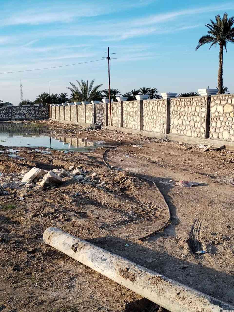 السلام عليكم 
شغل حجر كرسته وعمل داخل النجف والمحافظات جميعاً سياجات بيوت رصف شواطي للأستفسار ***********
