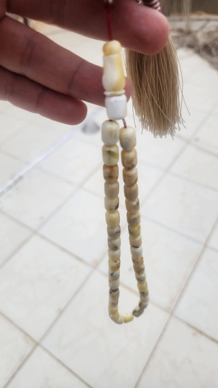 سبحه من الكهرب الطبيعي جبس طباشيري طخات شوائب 24 غرام جمال ودلال بالعافية 35 حبة
سعر ١٥٠ الف


**إذا كنت صاحب هذا الإعلان وتريد حذفه لأي سبب، رجاءا أرسل رسالة إلى الدعم الفني**