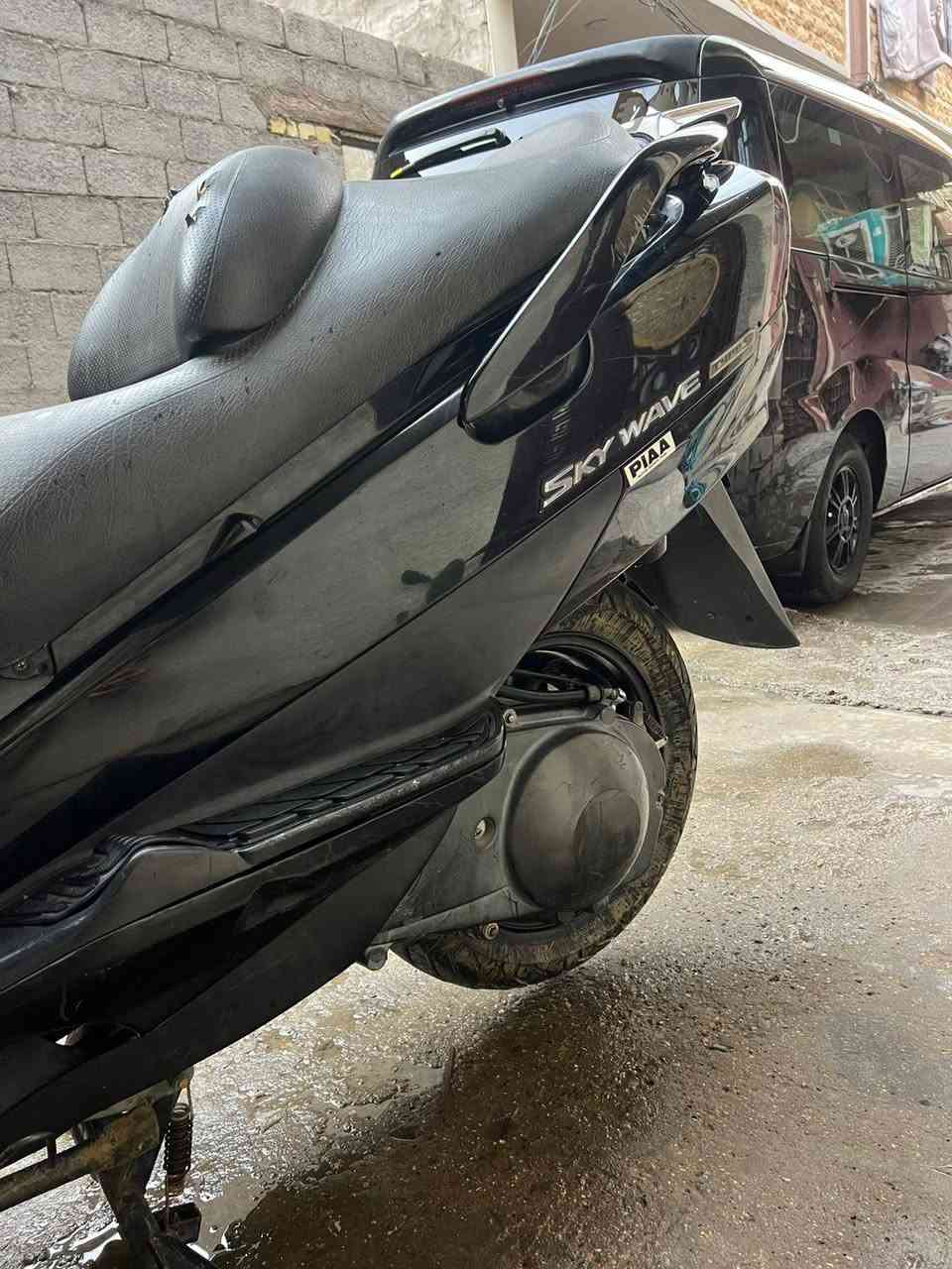 السلام عليكم. دراجه سكاي ويف
السعر 750 وبيه مجال 
دراجه مكفوله من كلشي. ما مفتوحه  
مكينه 250cc
موديل 2009
دراجه نضيفه حيل جديده
مرواس وبيع 
***********
