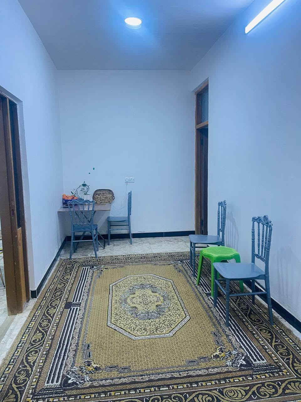 يوجد بيت مساحتة ١٥٠م طابو زراعي سند ٢٥خدمات ماء كهرباء تبليط عنوان مدائن سلمان باك منطقه الصحه للاستفسار عن تفاصيل أكثر ***********
