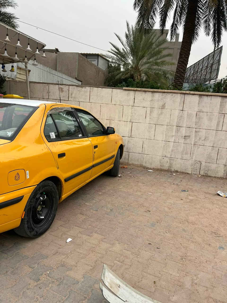سلام عليكم سمند 2012 رقم بغداد جديد باسمي مصفره هيئه وغرامه  بيها بارد جاملغ خلفي والبنيد مرشوش فقط السعر 32 بيها مجال قليل
***********
مكاني بغداد الكرخ

