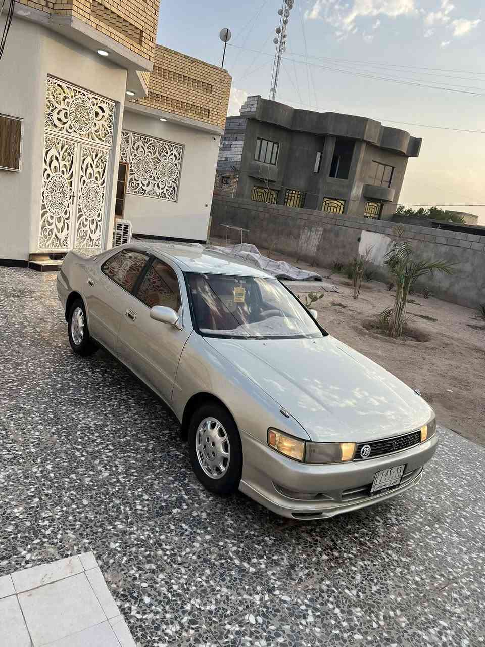 السلام عليكم سياره لبيع كرسته نفخ مديل 1995 رقم بصره مشروع وطني شرط تحويل كفاله من كص ونقل جثه وضربه تبديل وعيب شرعيه أصوليات محرك وكير 2500 شرط كارتون جاهز من كل شي حداد تخم تايره تبريد دوخله كلش جديد كهربائي كله شغل مابي ايي نقص  سعره 70 بي مجال انتصل برقم هاتف ***********
