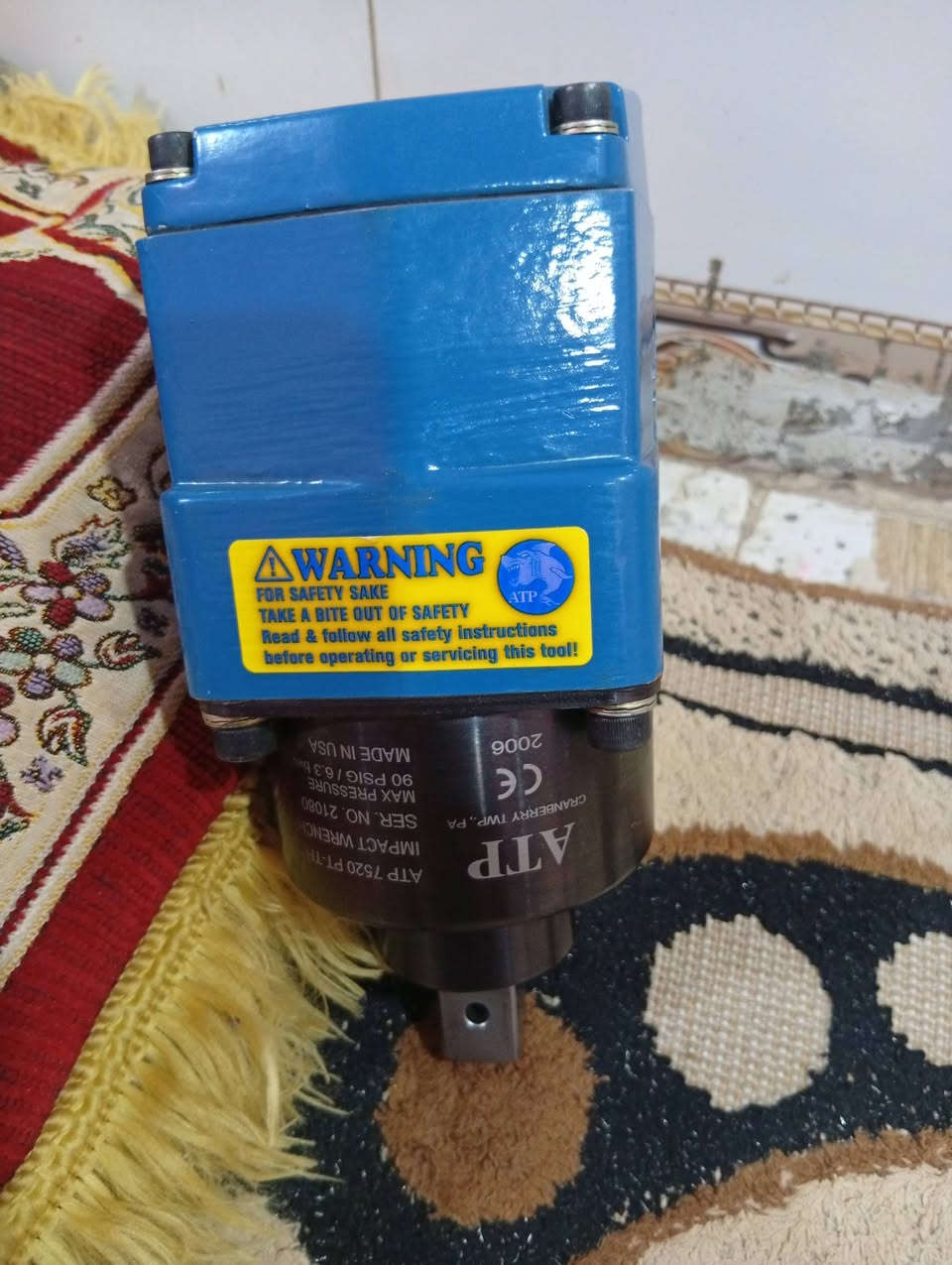 اخوان  درين يشتغل عل هوه  الميفيده يتصل  ال سعد 250وبيه مجال***********
