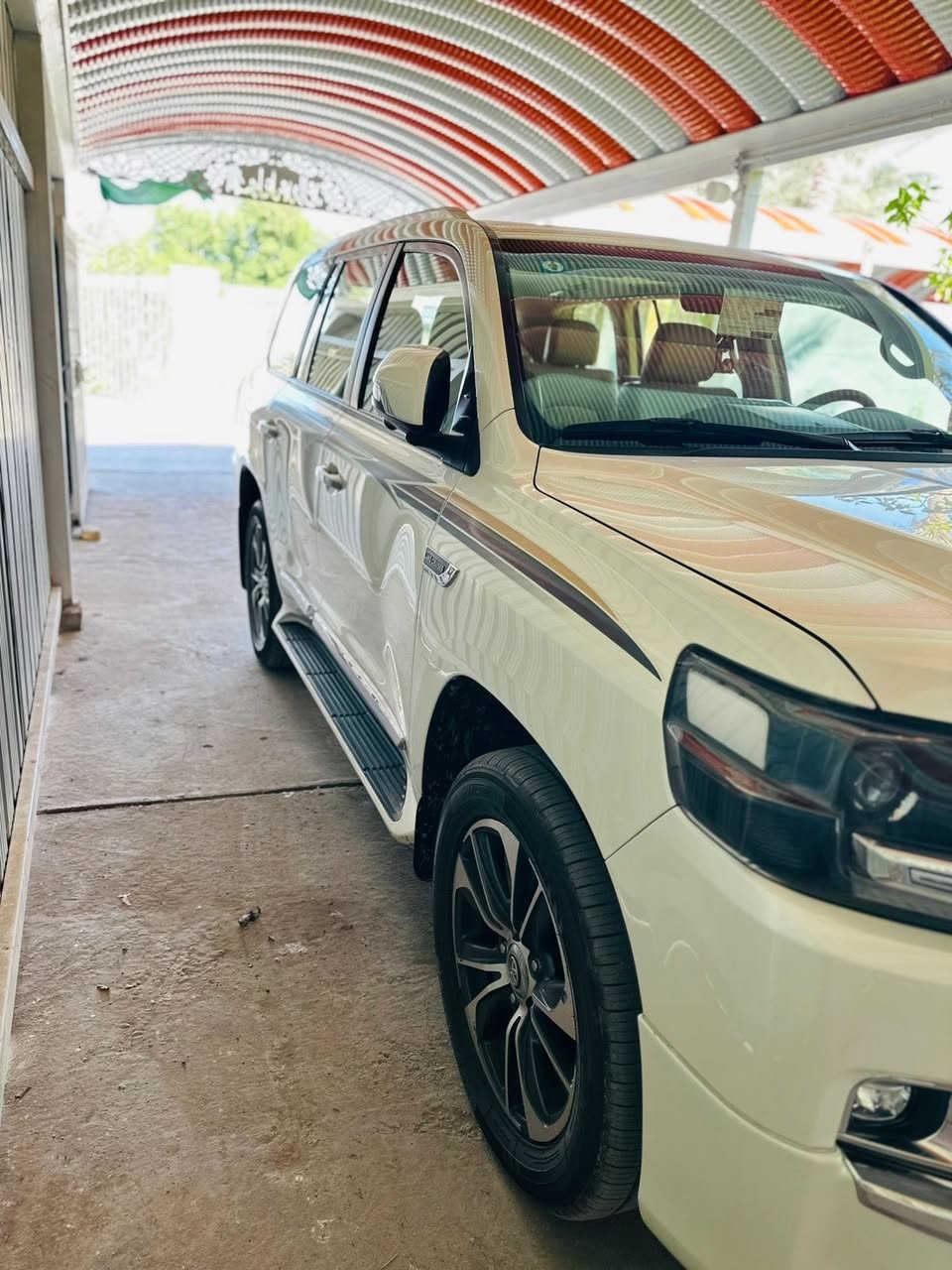 لليبع  لاندكروزر موديل 2021 ماشيه76 ألف حقيقي
رقم بغداد بسمي سيارة ساز فول موصفات مكفولة كفال عامه  كشنات كهربائي جنطه كهربائيه شاشات كامرات 4 جهات تحكم ستيرن شاشة جبيرة سيارة عله وضع شركة هواي بيه موصفات 

سيارة جديدة وحله من صور السعر ٥٧٥ وبيه مجال  مكاني بابل 

***********
