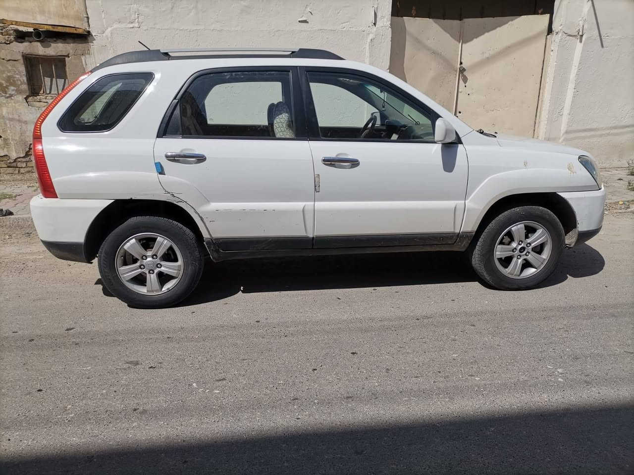 سبورتج ٢٠١٠ مكفوله
فول مواصفات
رقم بغداد بسمي
جاهزه من كلشي
نقصهه تبريد
***********
