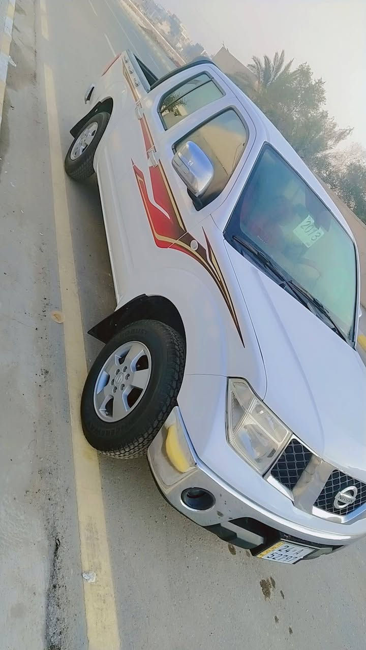 يالله السلام عليكم بيكم نيفاره موديل ١٣ رقم دهوك سنويه مجدده لل ٣٠ هزه جديده تريد وكاله تريد تحويل مباشر سياره بيهئ صبغ مكانات مكفوله من محرك وكير واكسل وشاصي معروضه ٩٥ وبيهئ مجال بسيط شراي يتصل ***********
