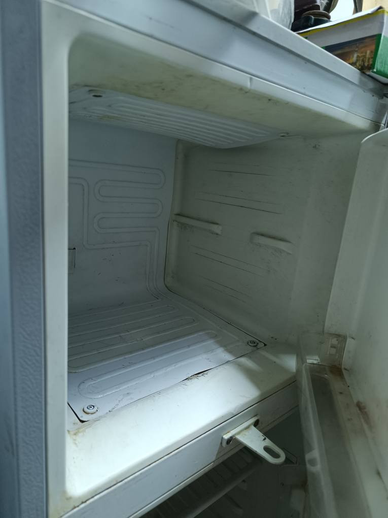 ثلاجات جميع الأحجام واسعار مناسبه كربلاء الحر قرب مستشفى التركي الاتصال *********** كربلاء, العراق
