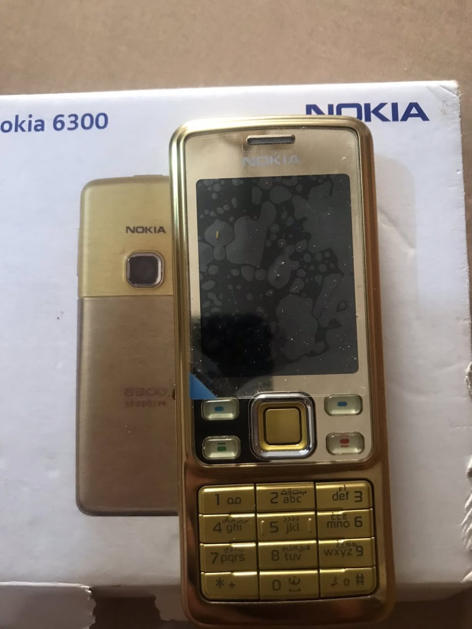 سلام عليكم موبايل نوكيا 6300للبيع لموبايل مستعمل 
قيل اخو الجديد فلندي اصلي شراي اتصل رقم الموبايل ***********
