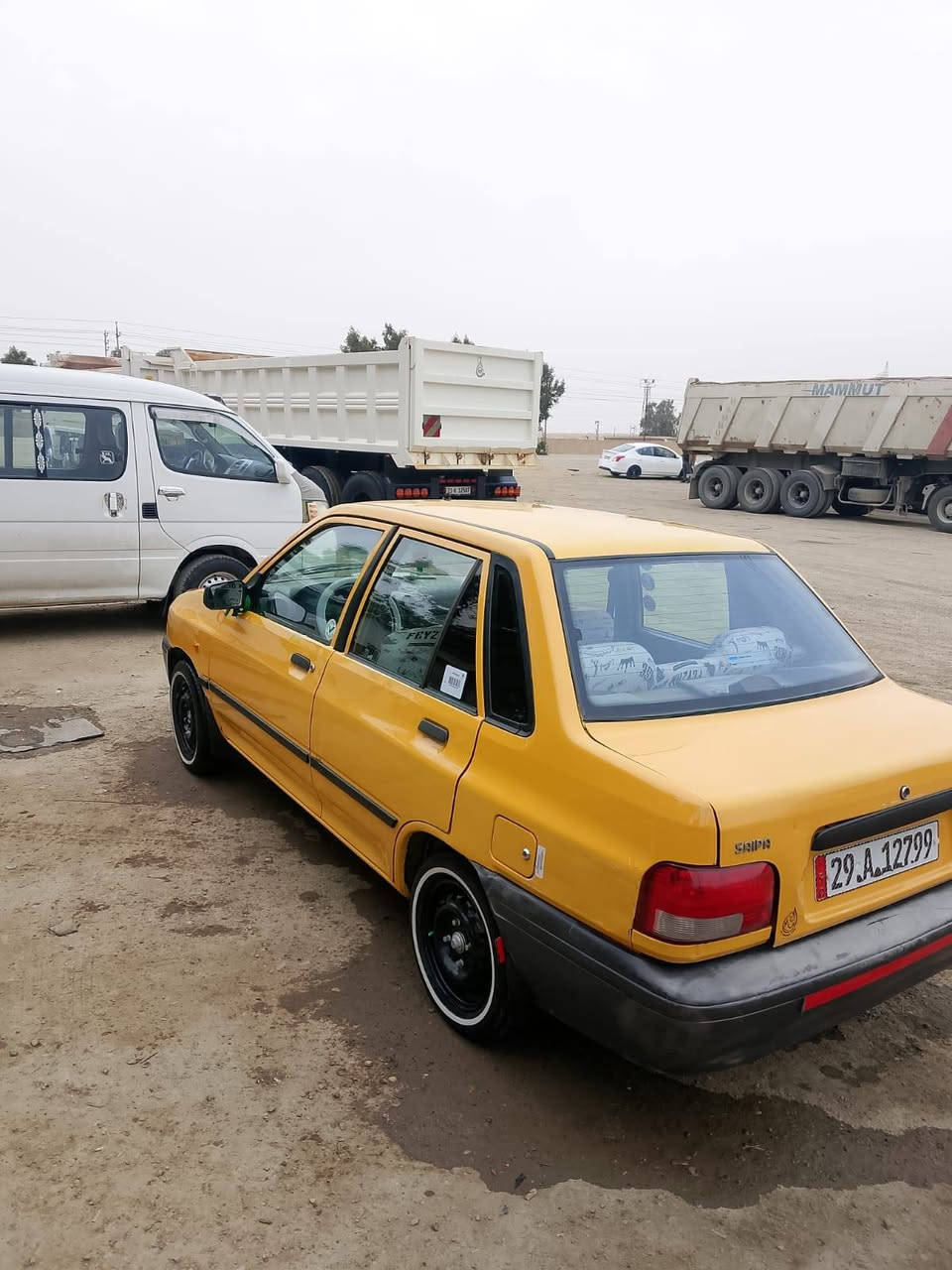 سلام عليكم سيارة سايبه 14مكفوله من الصبغ والتبديل مكان الكوت السعر 32قفل ***********
