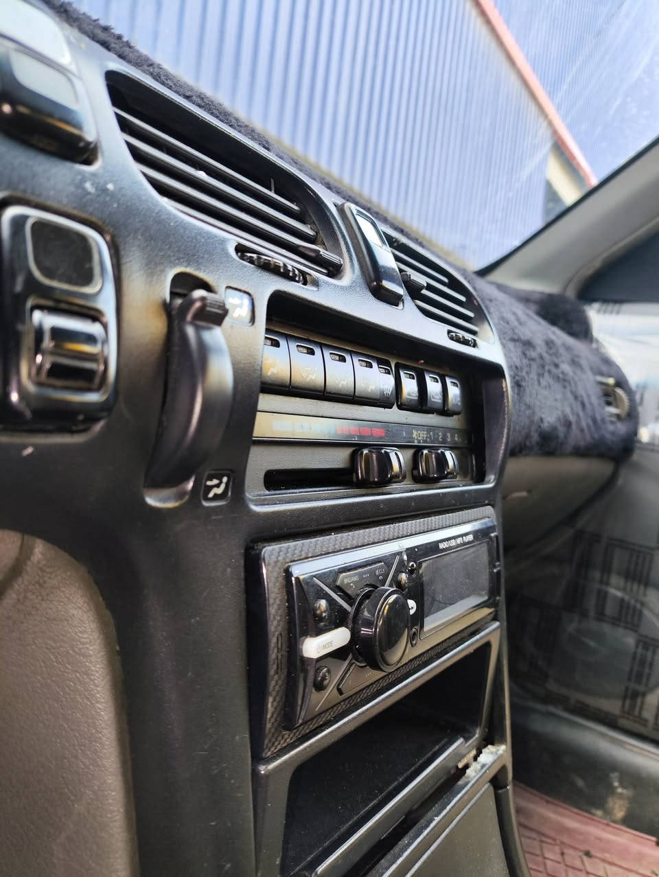 سەرەتا بەناوی ﴿ اللە ﴾
MAZDA FSUSYA 
بۆ فرۆشتن. سەیارەیەکی هەتابڵێی پاک ماوەتەوە..
هەر چوار جام کارەبای. تاقم کوشن بیلادی زۆر پاکە 
سبوغ. عام نیە بە عام دەی فرۆشم بێ سەقف.بێ دەعموو لێدران. 
مۆدێل ﴿1992﴾ ئاڕمووسەنەوی بەشەرت. 
مەکینە گێڕ بەشەرت. تەبرید ساردو 🥶و گەرم 😰مەزبووت 
تاقم ویل {alentray 2020} لەسەرە...
بێ قپوو قۆپ سەیارەکە زۆر ڕێکە.. 
دەعامی بۆ دەعامی بەشەرت..
                                                    46$ معامەلە 
☎️..***********
