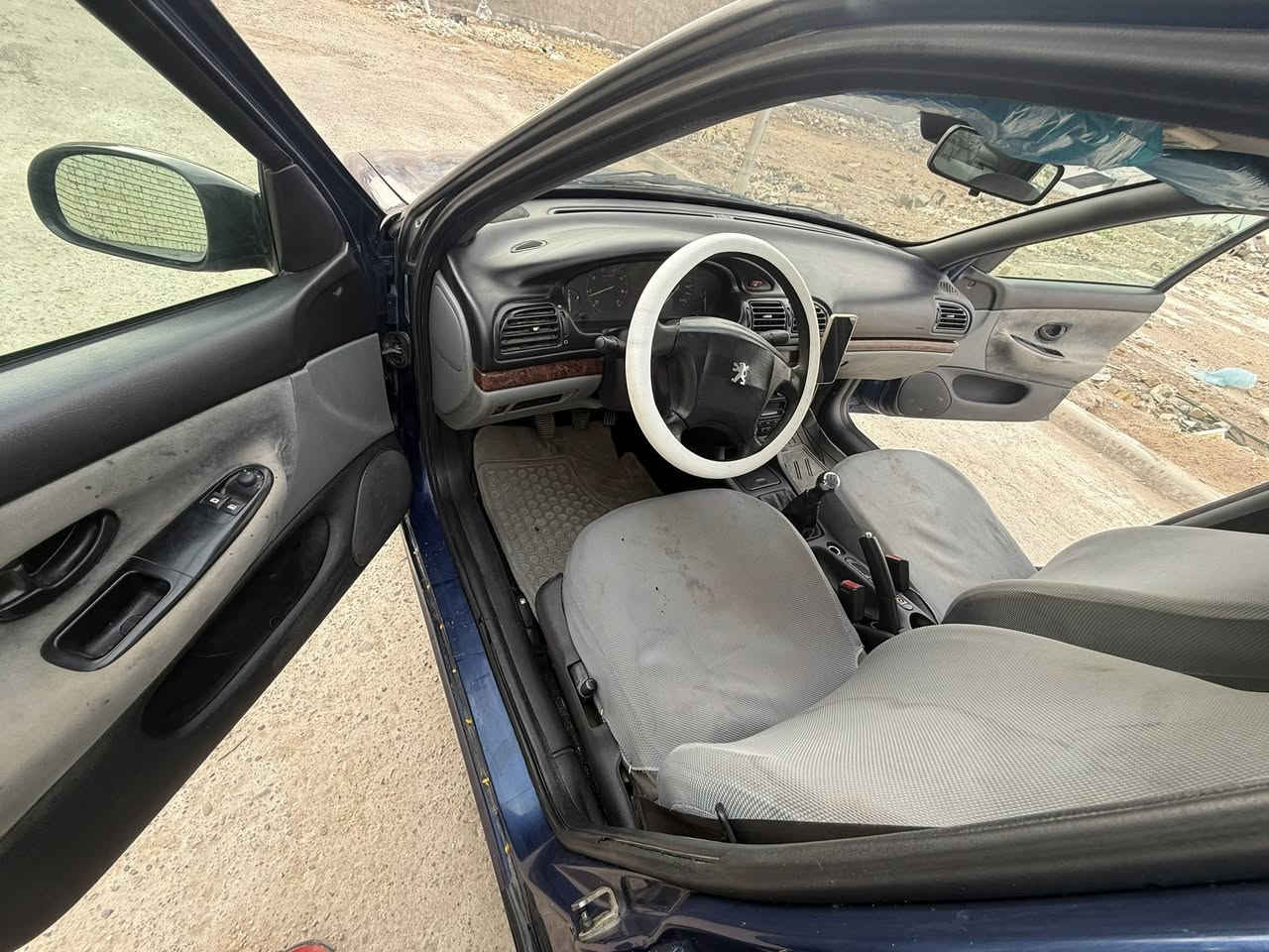 سلام عليكم بيجو فرنسي 406 سياره بلاديه قطرت صبغ ماكو كير مكينه كفاله عمه صدر جديد تخم تاير بيه بارد قليل شوفت عينك متصرف عليه جاهزه من كلشي لمشى 120 الف رقم بغدادستفسار ***********
