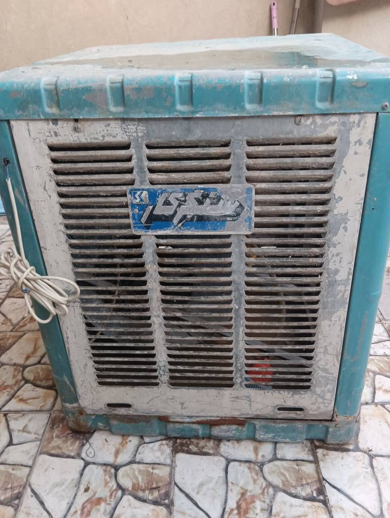 للبيع النظافه كدام العين شغاله مابيها اي شي ماطورة جديد
للتواصل.  *********** موصل, نينوى
