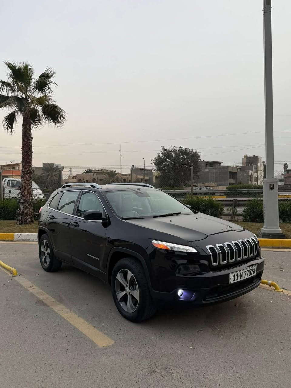 جيب للبيع موديل 2019
فول فول مواصفات لمتد 
صبغ چاملغ وبنيد وچاملغ خلفي 
محرك 6 سلندر 
ماشية 90,000mi
رقم بغداد بأسمي تحويل مباشر 
***********
