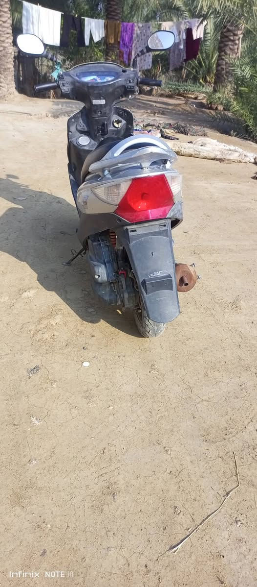 سلام عليكم دراجه كامكو في تو للبيع مفتوحه مكان قلعه سكر سعر 650بيه مجال قليل ***********
