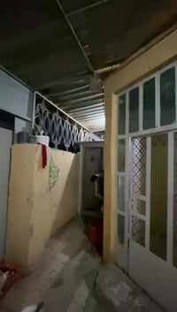 بيت للبيع المساحه 100متر قاطين رقم 07705582940