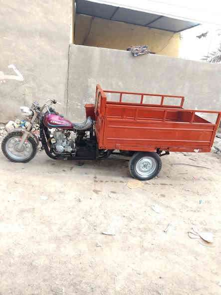 سلام عليكم   ستوته  لبيع سنويه  ورقم 
 مكينه جديدا   ركبه مكفوله     المكان بابل  شوملي  السعر 550 وشراي يدلل  
‏‪0776 985 9847‬‏
***********
