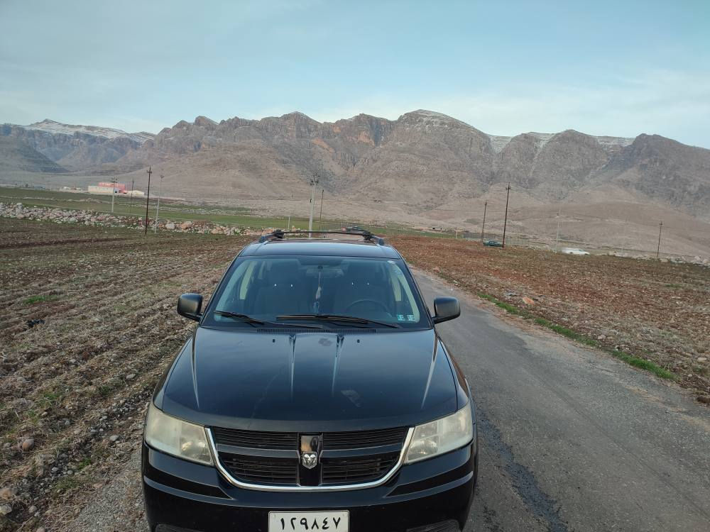 دۆج جۆرنی مۆدێل 2010 زۆر پاکە ماڵی دۆستە گێڕ مەکینە تەبرید ساردو گەرم چوار تایەی نوێ سەنەوی نوێ بەناوی خۆمانە سەیارەی ماڵە هی مەعرەز نییە سۆنەریم داناوە دەعمی نییە/ تکایە تێل بۆ خاوەنی بکە هی من نییە بەڵام سەیارەکە پاکە شوێن دەوروبەری ڕانیە سعری 98 کەمەک مەجال/ ژمارەی خاوەنی ***********/*********** رانية, السليمانية
