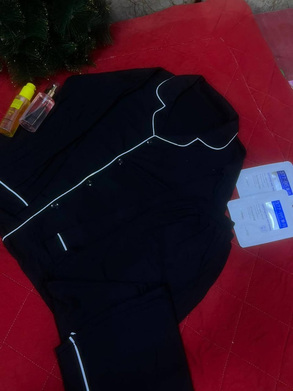 🎊🎄عروض راس السنه 🎄 🎉
تراكات نسائيه خامه تركيه جديده 🎄🎊
لتواصل واتس ***********
