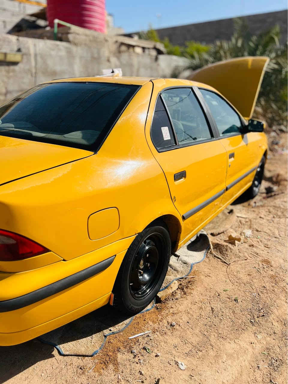 سلام عليكم 
سمند 2014 باسمي سنويه ل2029 
سياره حداديه جديده تايرات 3جدد واحد نص عمر 
لايت زنون مدوشمه كشنات وارضيات 
البنيد طاكه الراصطه الي بالبدي بعدني مامسويه 
هلالات مسوينهن واكو صفحه بيه خياس مابيه ضربه السياره مكينه مجفته عام 
اتصال ***********
الرقم نفسه بيه وات ساب
السعر 38بيه مجال الزبير, البصرة
