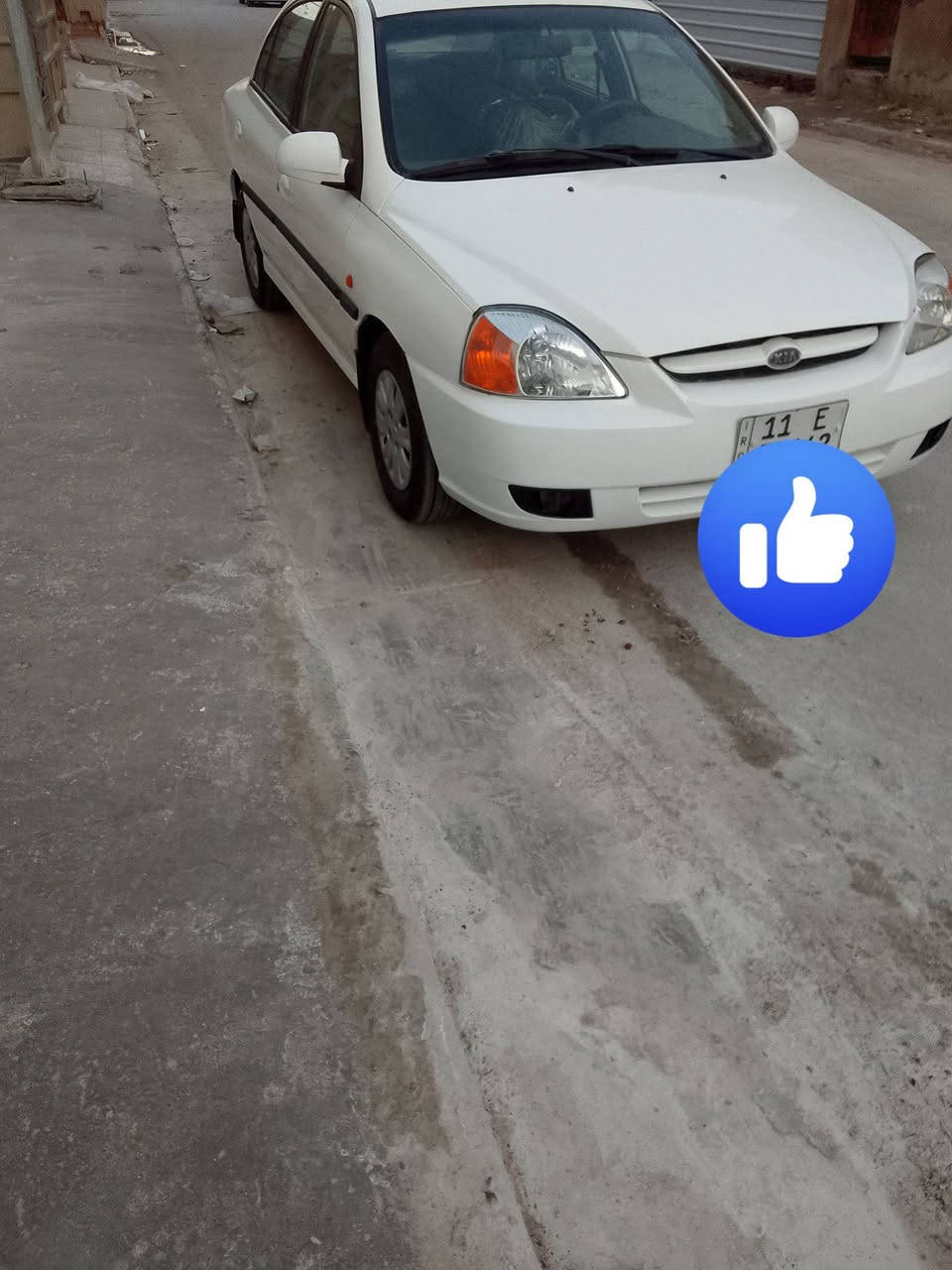 سلا عليكم كيه ريو كير عادي مصبوغ عام جماليه ٢٠٠٧بسمي بغداد هاتف *********** سعر ٥٥
