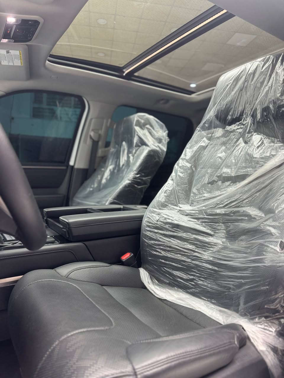 السلام عليكم

تويوتا تندرا 2024 

المواصفات: لمتد 1/1 

مكينه : 6 سلندر هايبرد

الضرر : فقط جاملخ تعديل بارد

رقم أربيل تحويل وكاله بشرط

السعر : 45000 $

للاستفسار : ***********

عنوان السياره : أربيل شارع 100 معرض فجر الخليج أربيل, العراق
