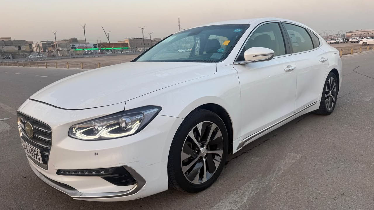 سلام عليكم هونداي أزير ه وارد كوري موديل 18 سياره غاز بلاد جهازه كير محرك تبريد تخم تاير جديد 
سعر 135 وبيهه مجال 
مكاني بصره *********** البصرة, العراق
