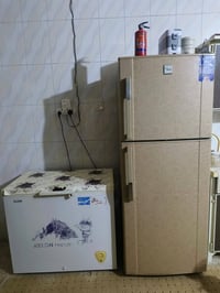 مجمدة • ثلاجة ١٨ قدم • اب ٢٠٠