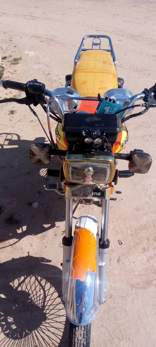 السلام عليكم
سـولـنـك للـبيـع ويـرهم مراوس 

مـوديـل 24

4گـيـر 

مـنفـيس موجود 

دشـبول الـكترونـي 

مـحـرك ما مفـتوح شـرط 

تـوايـر جـدد 

نـشاط فـول ✈️

كـهـربائيات كـاملة 

الـسعـر570وبـي مـجـال 

مـلاحـضـة: مـستـعجل عـلة بـيعتوو 

***********
