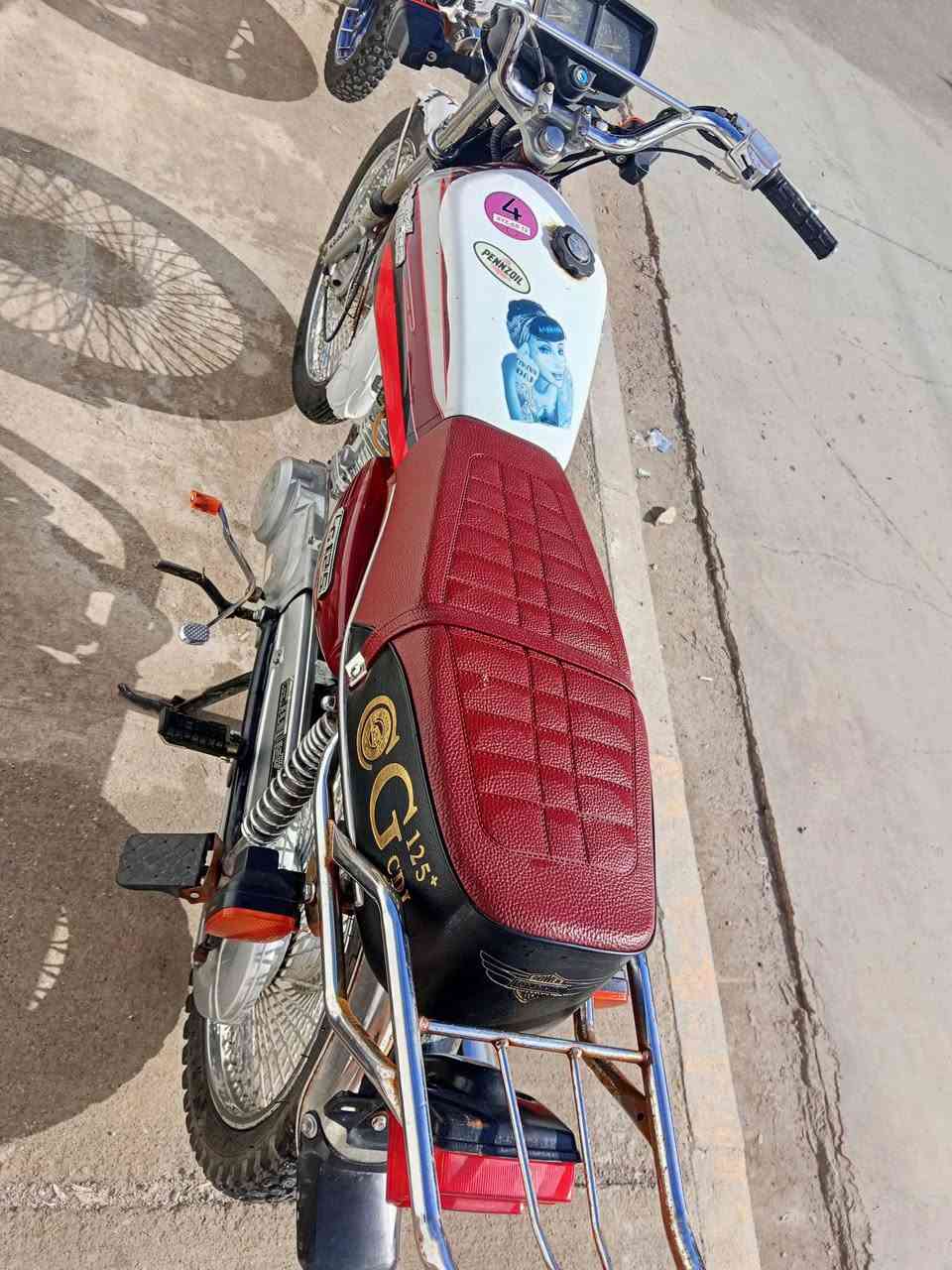 نامي برو 2019 بس محرك مبدل مال نامه 16
كهربائية شغاله 
ماطور نضيف 
السعر 350 
***********
