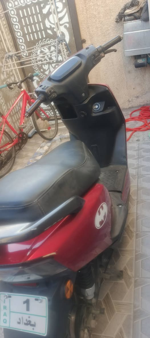 للبيع دراجه شحن حلوه ونظيفه 🔴🔴ناقصهة بطاريات فقط 💸400وبيه مجال للاستفسار ***********وتساب فقط
